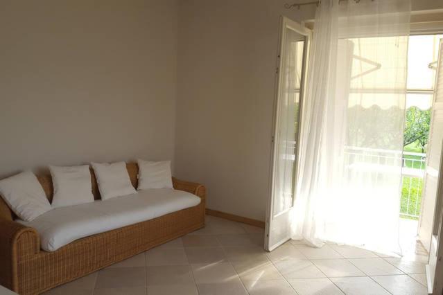 Residence Corte Del Bosco Garda  Bagian luar foto